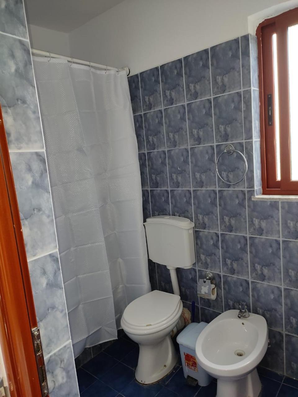 Guest House Eloid Berat Exterior photo